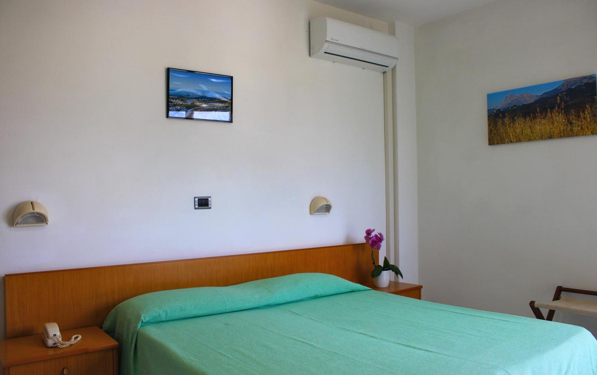 Hotel Puccinelli Λίντο ντι Καμαϊόρε Δωμάτιο φωτογραφία